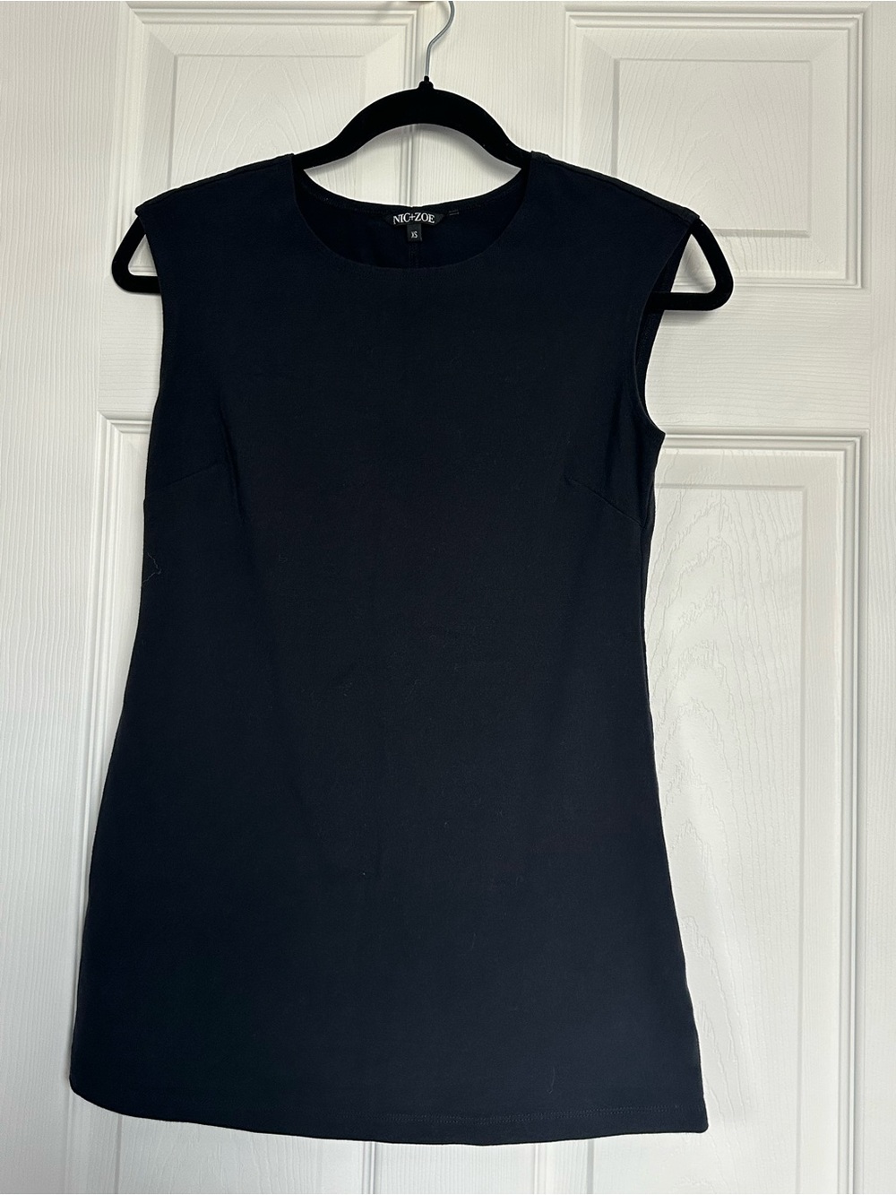 NIC+ZOE Black Sleeveless Top